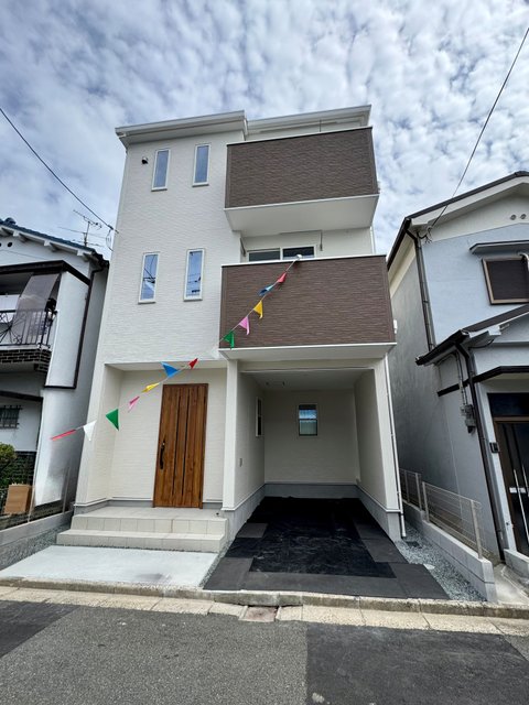 新築一戸建て